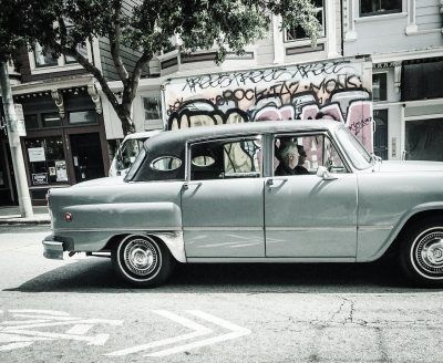 San Francisco • 2016…#vintagecar #vintagecars #graffiti #graffittiart #look_at_me #blackandwhite #blackandwhitephotography #blackandwhitephoto #55chevy #streetphotography #streetphoto #streetlife #streetphoto_bw #fineart_photobw